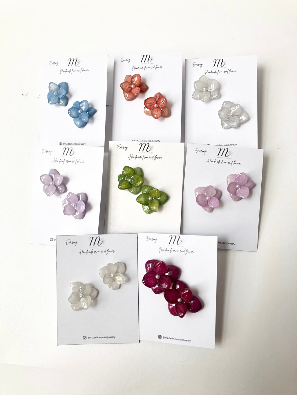 Hydrangea Plump Stud / Clip Earrings