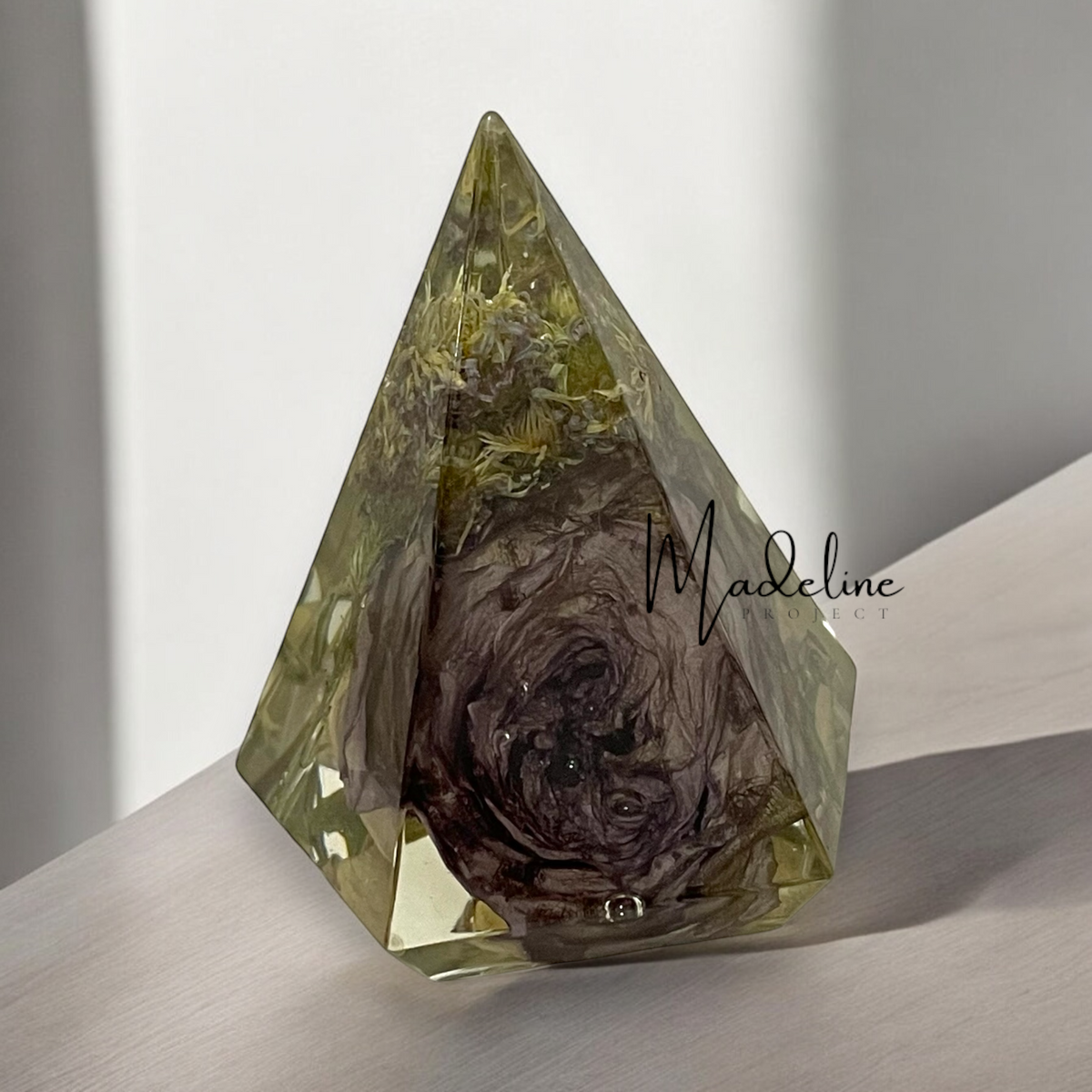 Custom Floral Resin Ring Holder