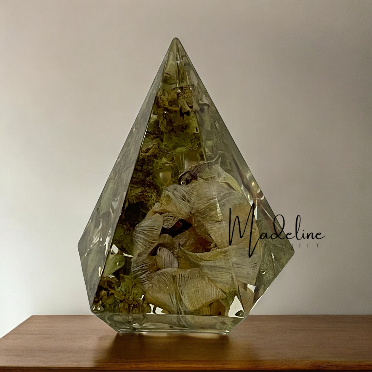 Custom Floral Resin Ring Holder