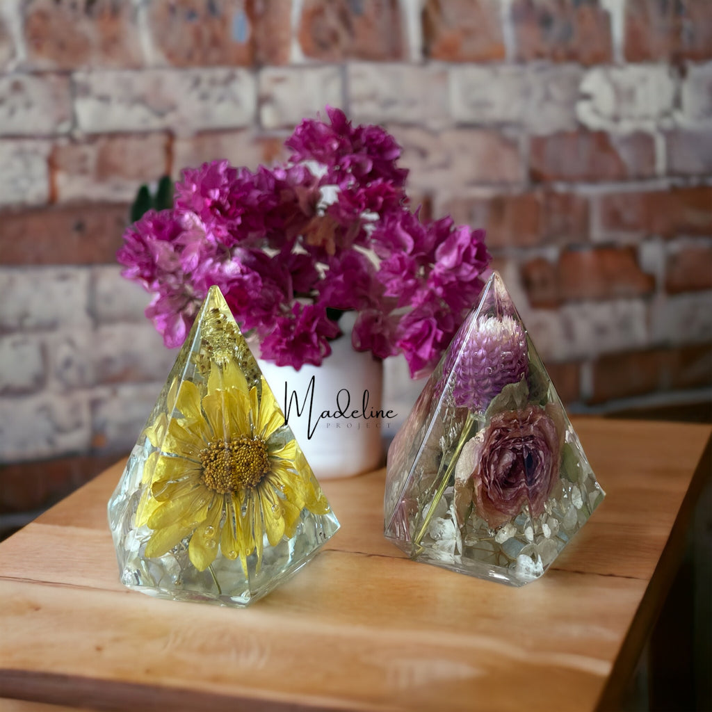 Custom Floral Resin Ring Holder